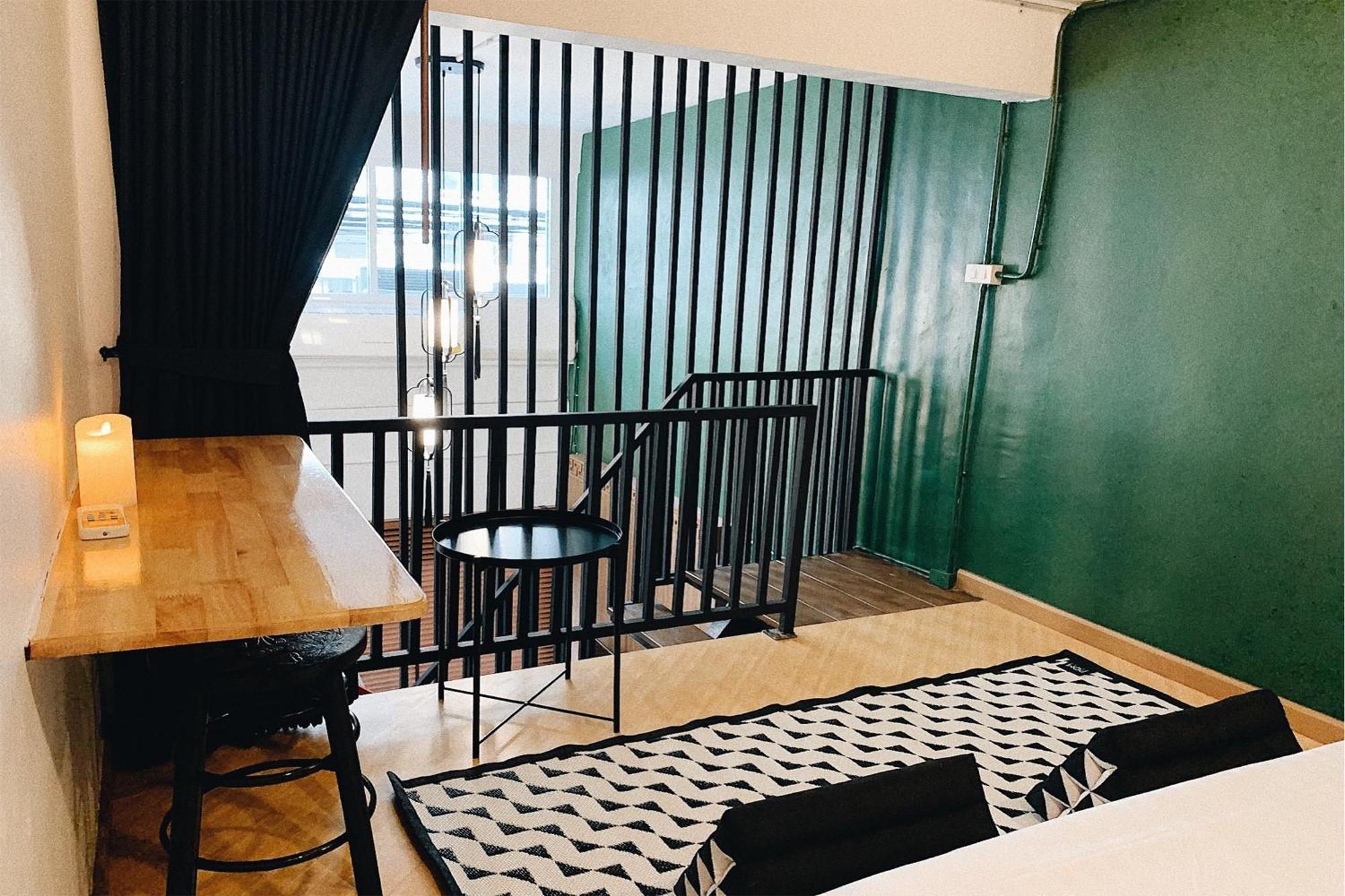 Wander Wonder 八ww Bed & Breakfast Bangkok Bagian luar foto