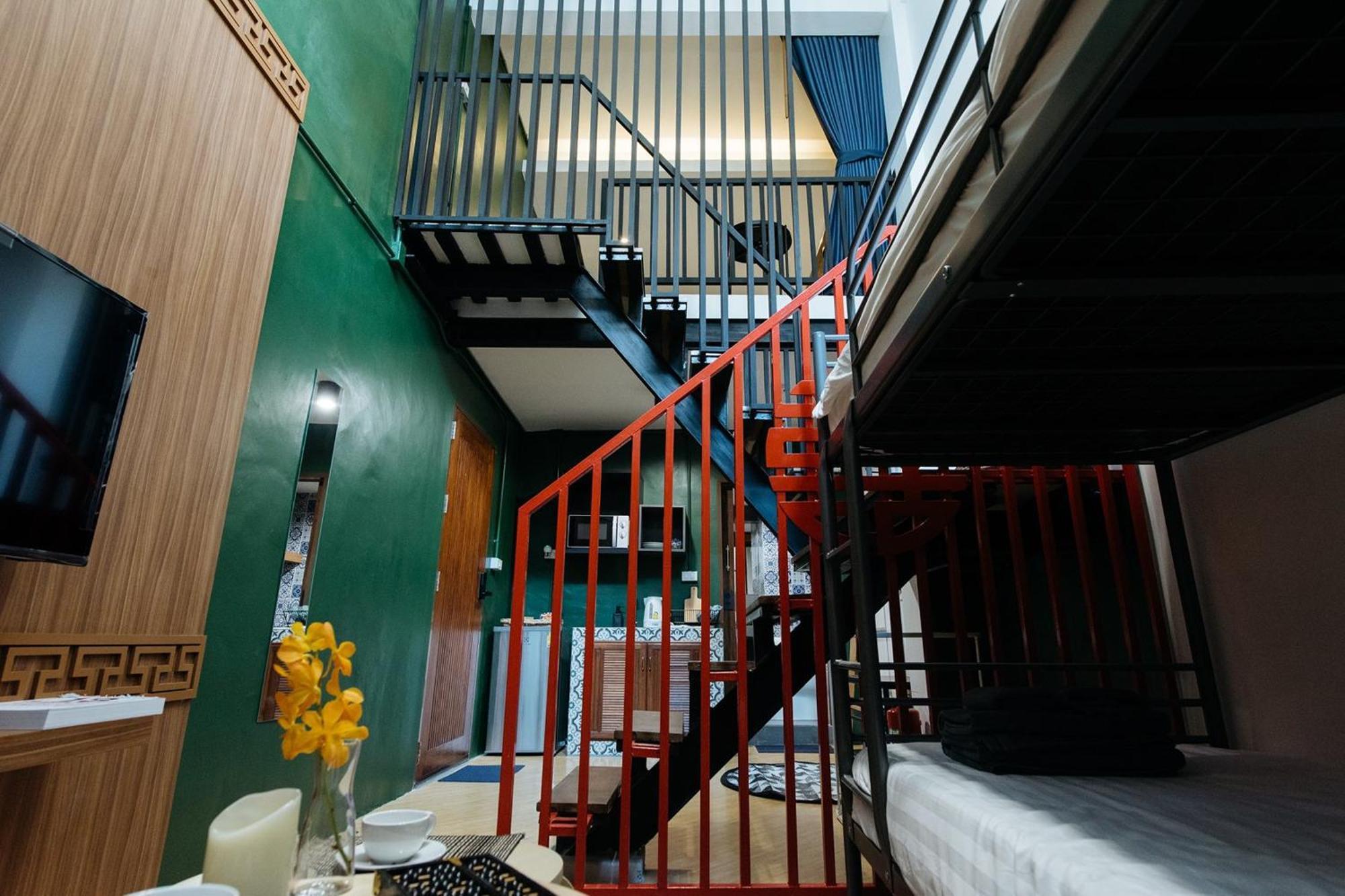 Wander Wonder 八ww Bed & Breakfast Bangkok Bagian luar foto