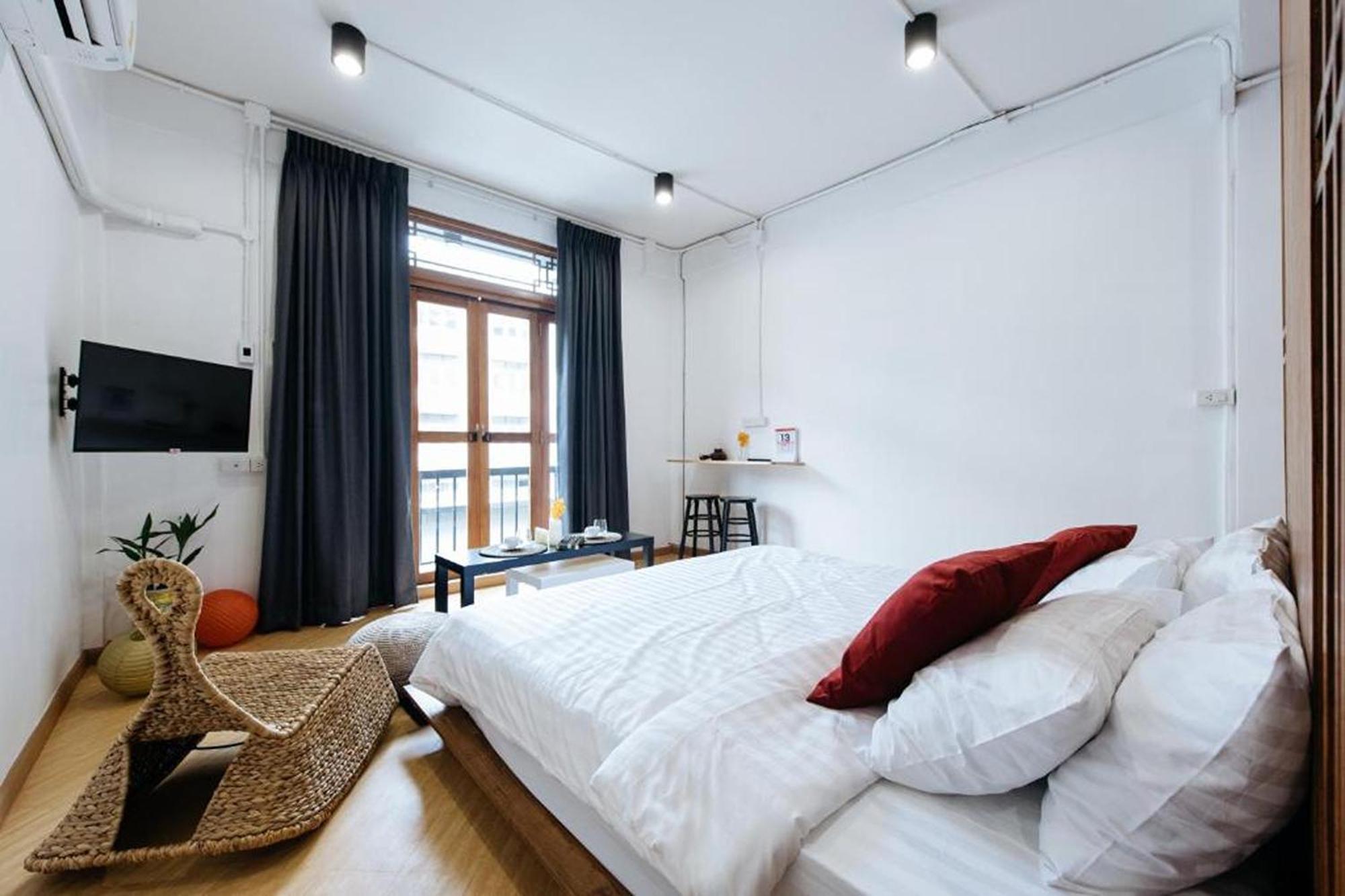 Wander Wonder 八ww Bed & Breakfast Bangkok Bagian luar foto