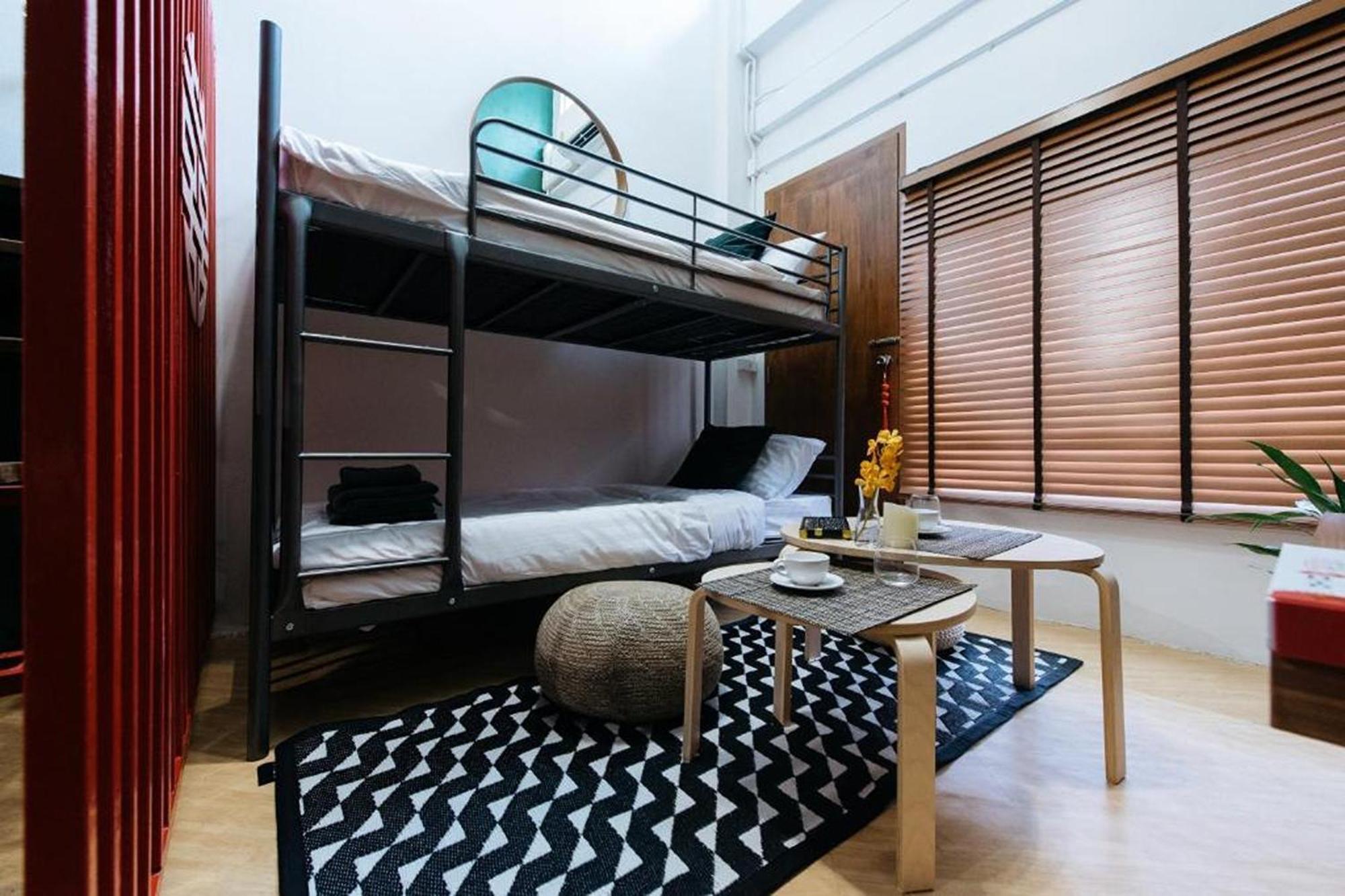 Wander Wonder 八ww Bed & Breakfast Bangkok Bagian luar foto