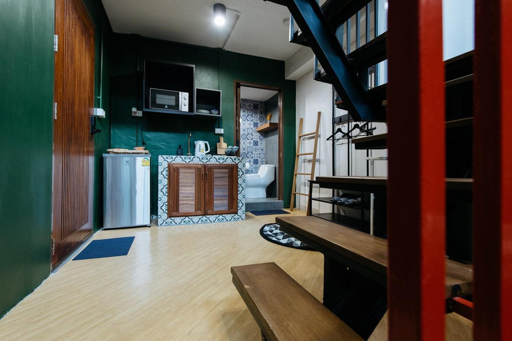 Wander Wonder 八ww Bed & Breakfast Bangkok Bagian luar foto