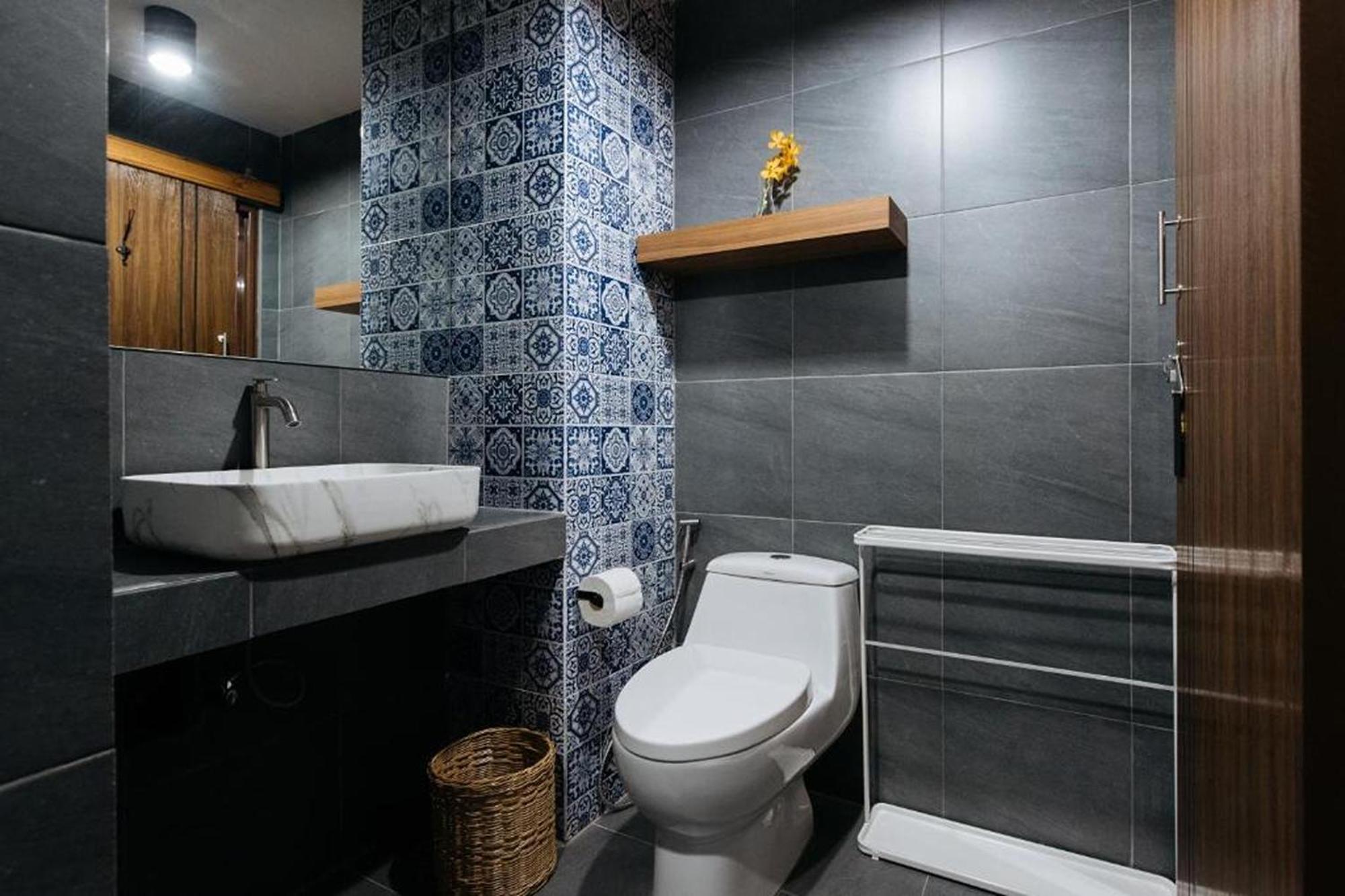 Wander Wonder 八ww Bed & Breakfast Bangkok Bagian luar foto